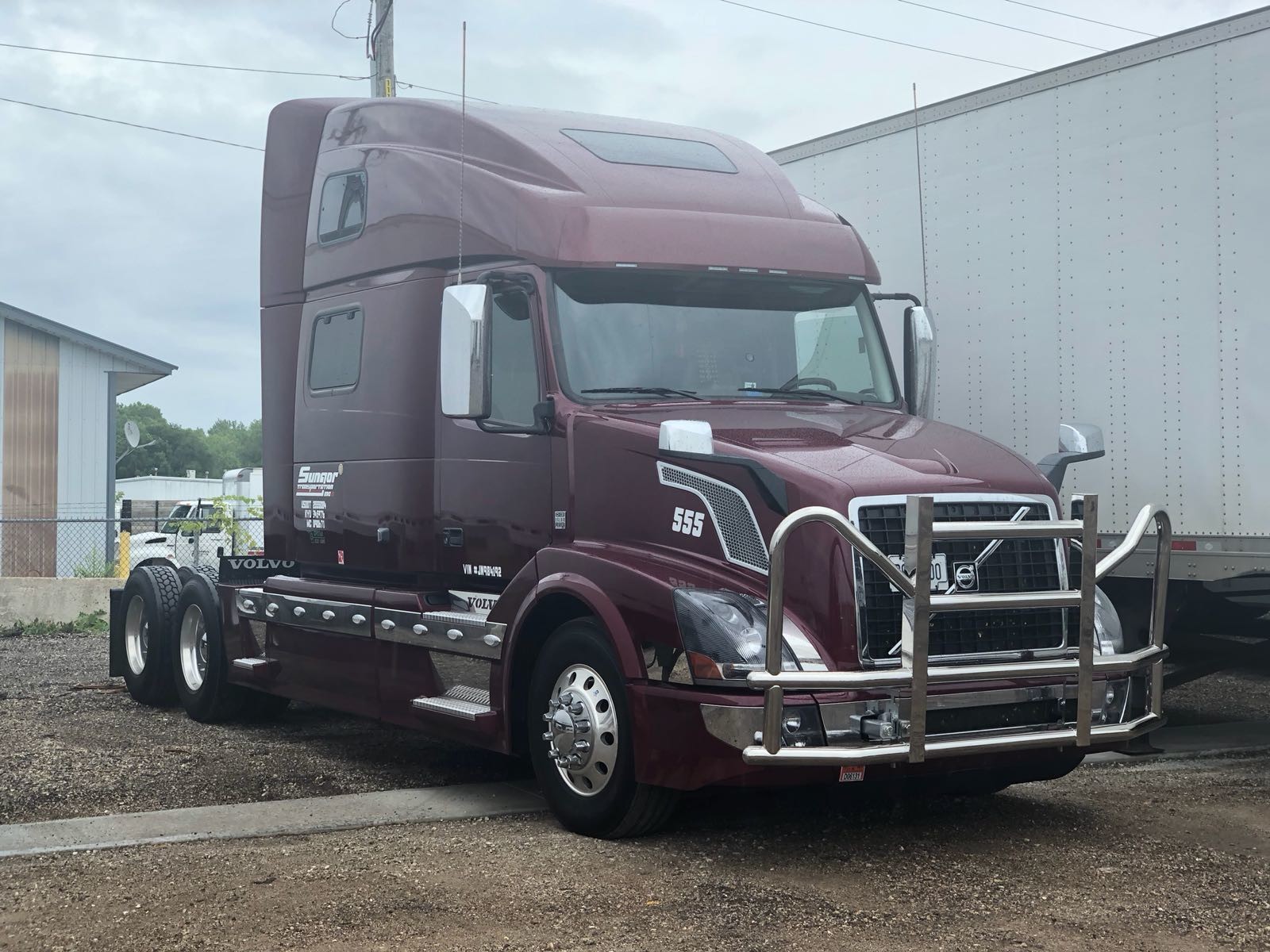 Welded 304SS Truck Deer Guard Front Bumper Grille Guards For Volvo VNL