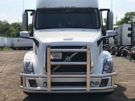 SS304 Big Rig Deer Grill For Freightliner Cascadia Scratch Resistant