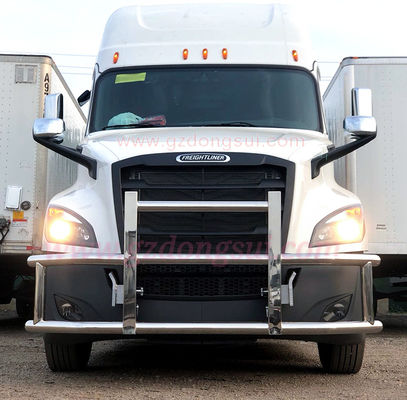 OEM Manufacturer Wholesale Heavy Truck Deer Guard Bumper , Semi Grill Guard 33.5kg Weight 0.4 CBM
