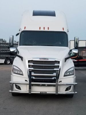 Dongsui Factory Tough Semi Truck Bumper Deer Guards For  Freightliner Cascadia For Volvo International Prostar Kenworth  Peterbilt  Mack Pinnacle