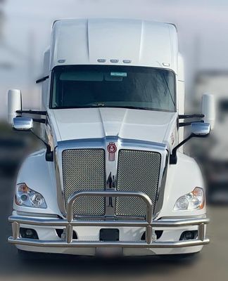 304 Stainless Steel New Semi Truck Deer Guard With LED Lights For Freightliner Cascadia  Vnl